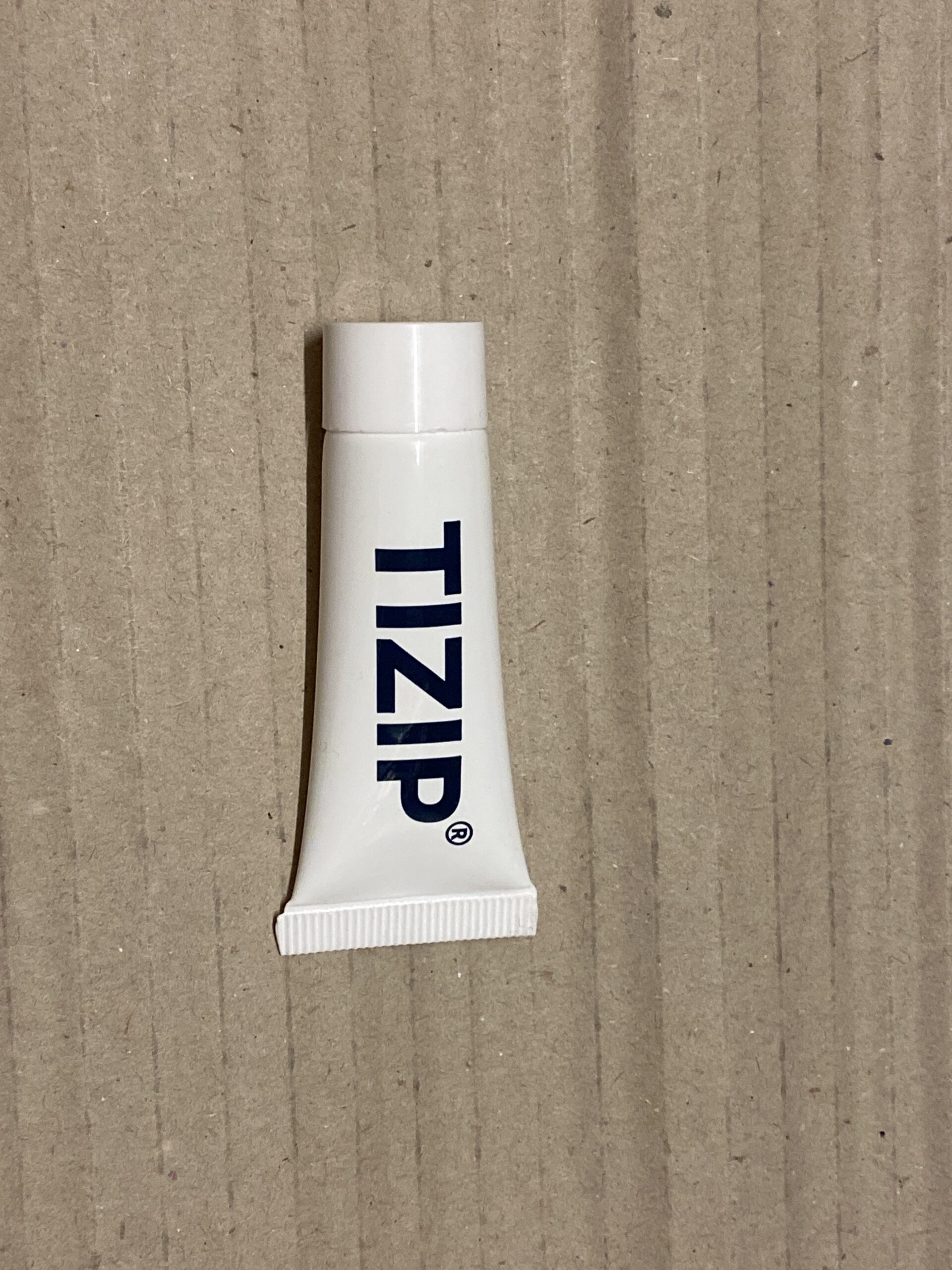 TIZIP Silicone Grease for Canmore ZIP Bags - Image 2